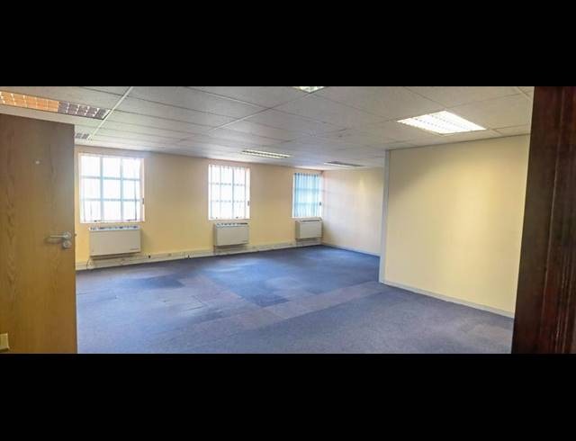 BUSINESS PROPERTY TO RENT IN ERASMUSKLOOF